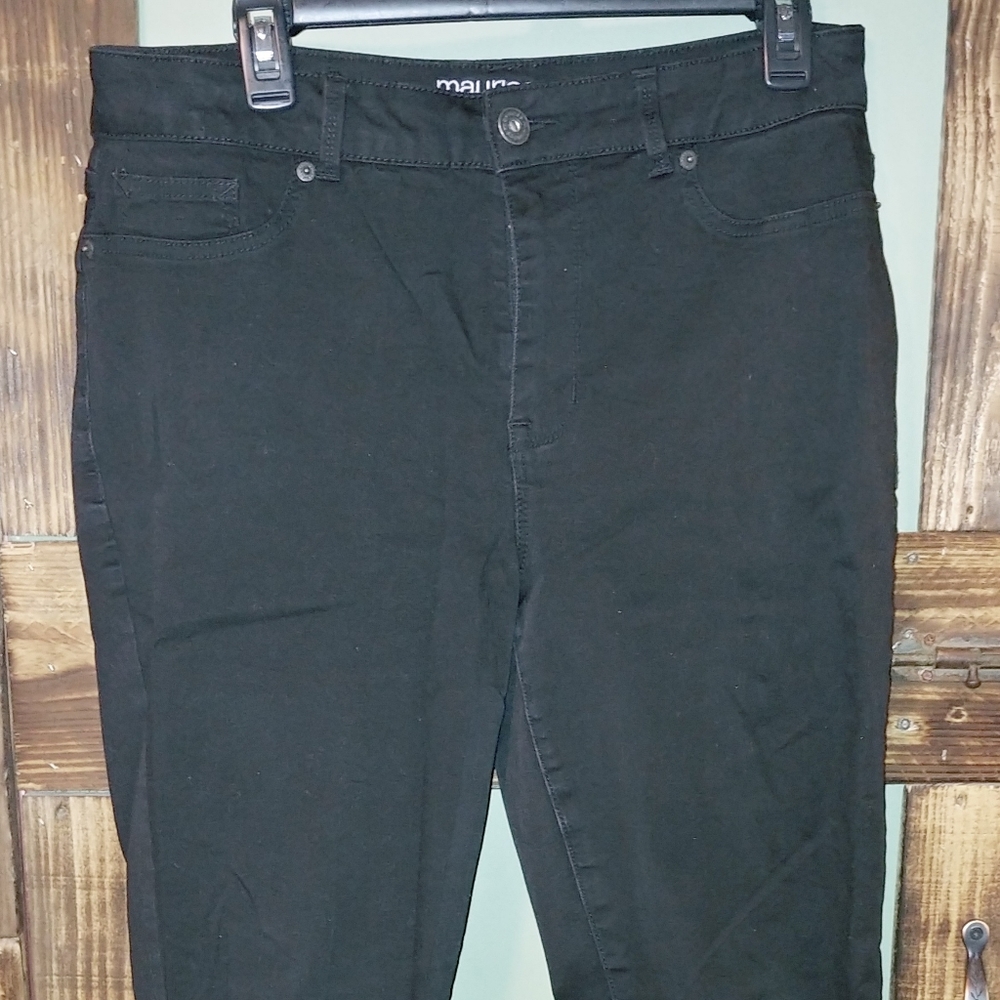 Maurices Black High Rise Jeggings size L